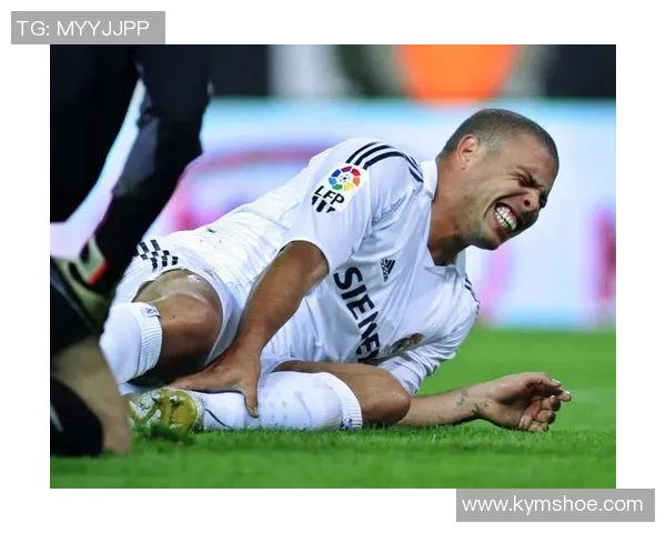 足坛传奇巨星罗纳尔多的辉煌生涯与无数经典瞬间全面回顾