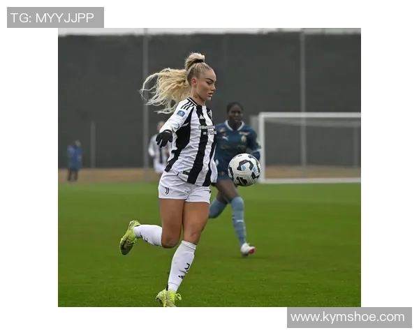 足球女球星莱曼的职业生涯与个人成就介绍及经典瞬间回顾